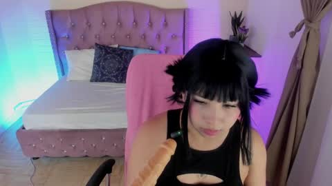 namiko_park online show from 01-14-25, 06:38