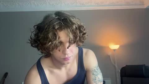 Georges online show from 02-12-25, 07:02