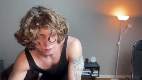 Georges online show from 03-07-25, 08:33