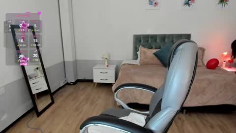 Snapshot of namisunny chatting on 02-04-25, 02:28 nami online show from 02-04-25, 02:28