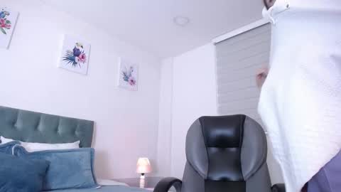 Snapshot of namisunny chatting on 03-07-25, 05:29 nami online show from 03-07-25, 05:29