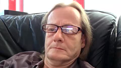 Snapshot of namorreyeb chatting on 11-03-25, 02:40 namorreyeb online show from 11-03-25, 02:40