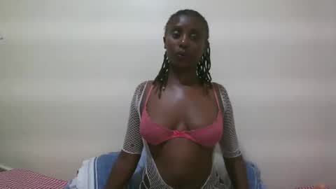 Snapshot of nana2095 chatting on 06-11-26, 07:45 nana2095 online show from 06-11-26, 07:45