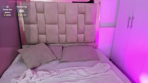 Snapshot of nana__s chatting on 02-22-26, 03:18 Nana online show from 02-22-26, 03:18