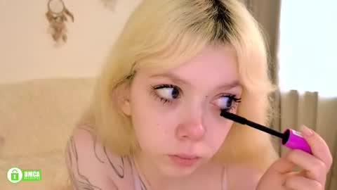 nana_mori online show from 06-18-26, 09:25