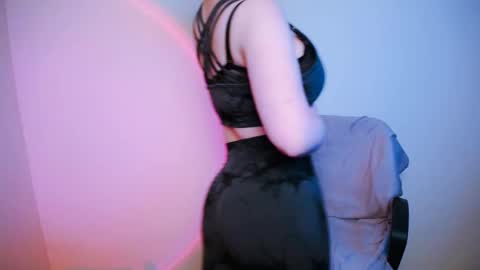 Snapshot of nanafey chatting on 02-24-25, 02:26 your candy online show from 02-24-25, 02:26