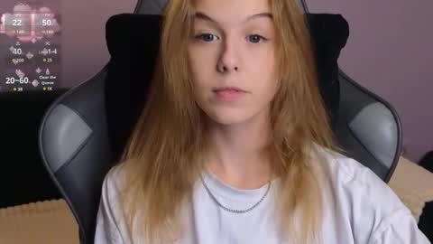 Maeve online show from 09-15-25, 02:17