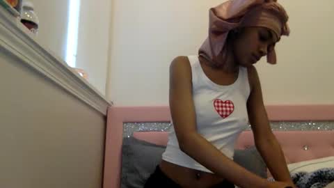 Snapshot of nanaonn chatting on 02-22-26, 07:45 nanaonn online show from 02-22-26, 07:45