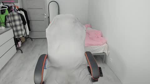 Snapshot of nancy_ston chatting on 01-29-25, 08:40 Nancy online show from 01-29-25, 08:40