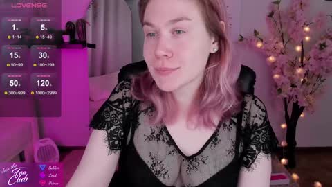 Snapshot of nancy_sun_ chatting on 12-07-24, 10:45 Nancy online show from 12-07-24, 10:45