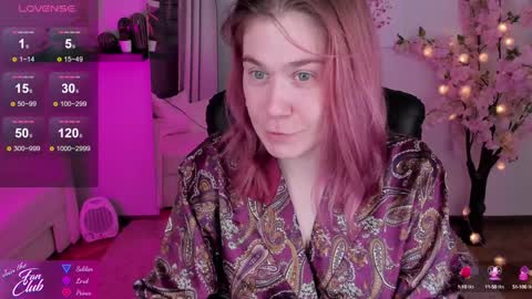 Snapshot of nancy_sun_ chatting on 12-12-24, 11:07 Nancy online show from 12-12-24, 11:07