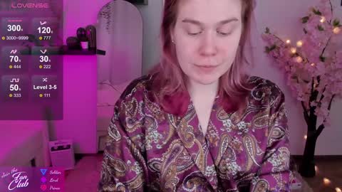 Snapshot of nancy_sun_ chatting on 12-17-24, 11:06 Nancy online show from 12-17-24, 11:06