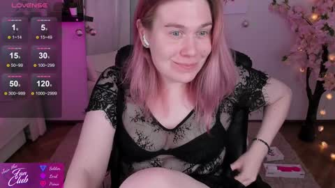 Snapshot of nancy_sun_ chatting on 12-18-24, 05:52 Nancy online show from 12-18-24, 05:52