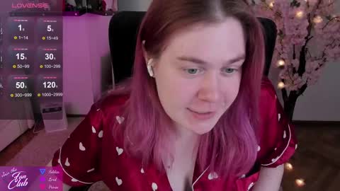 Snapshot of nancy_sun_ chatting on 02-19-25, 03:05 Nancy online show from 02-19-25, 03:05