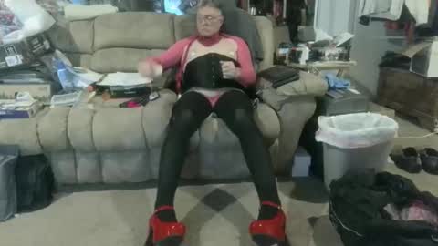 Snapshot of nancyboy_1 chatting on 11-13-25, 10:19 nancyboy_1 online show from 11-13-25, 10:19