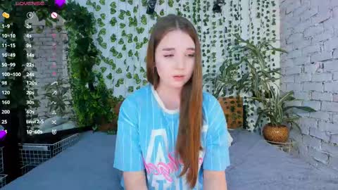 Snapshot of nancycaseys chatting on 02-28-25, 09:25 Luna online show from 02-28-25, 09:25