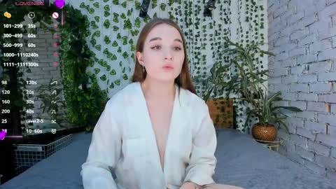 Snapshot of nancycaseys chatting on 02-28-25, 02:09 Luna online show from 02-28-25, 02:09