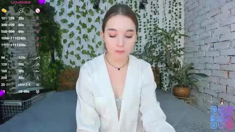 Snapshot of nancycaseys chatting on 03-03-25, 06:04 Luna online show from 03-03-25, 06:04