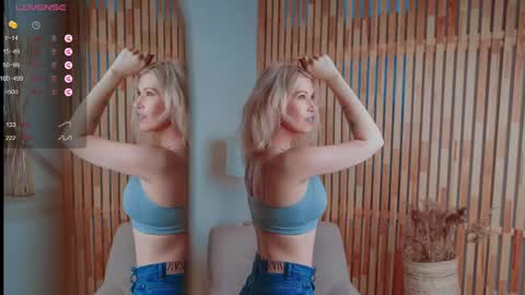 Snapshot of nancyfancyyy chatting on 01-13-25, 06:16 Follow my page on peach online show from 01-13-25, 06:16