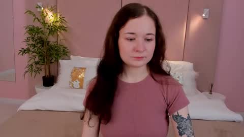 Nancy online show from 10-20-25, 03:07