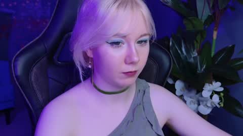 Snapshot of nancymartinez chatting on 01-18-25, 08:41 nancymartinez online show from 01-18-25, 08:41