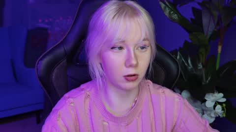 Snapshot of nancymartinez chatting on 01-19-25, 11:12 nancymartinez online show from 01-19-25, 11:12