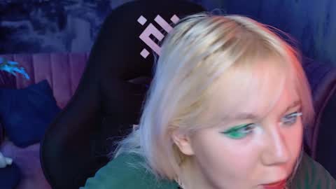 Snapshot of nancymartinez chatting on 01-21-25, 11:13 nancymartinez online show from 01-21-25, 11:13