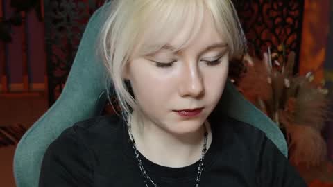 Snapshot of nancymartinez chatting on 01-22-25, 05:38 nancymartinez online show from 01-22-25, 05:38