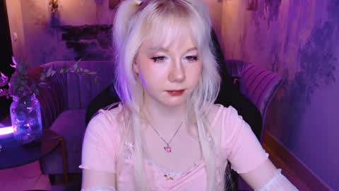 Snapshot of nancymartinez chatting on 01-28-25, 04:30 nancymartinez online show from 01-28-25, 04:30