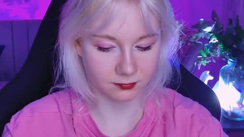 Snapshot of nancymartinez chatting on 02-04-25, 08:13 nancymartinez online show from 02-04-25, 08:13