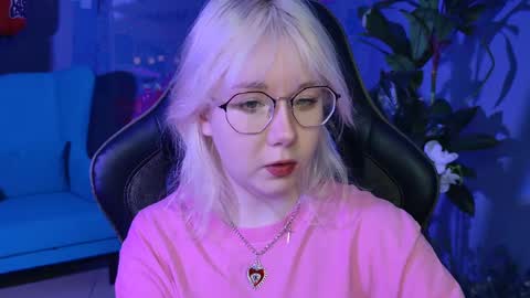 Snapshot of nancymartinez chatting on 02-18-25, 05:31 nancymartinez online show from 02-18-25, 05:31