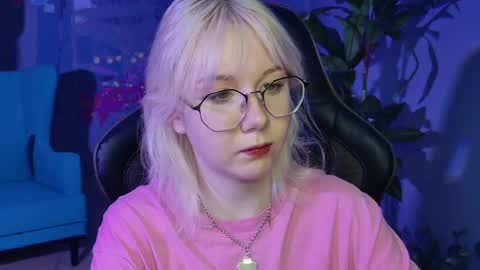 Snapshot of nancymartinez chatting on 02-18-25, 08:38 nancymartinez online show from 02-18-25, 08:38