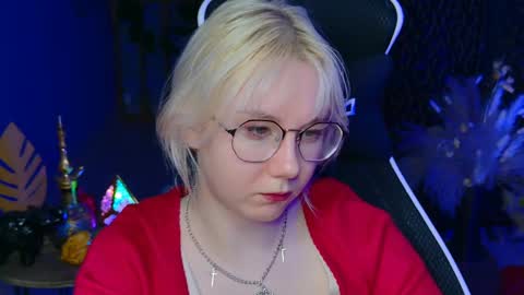 Snapshot of nancymartinez chatting on 02-19-25, 08:22 nancymartinez online show from 02-19-25, 08:22