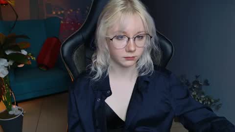 Snapshot of nancymartinez chatting on 02-21-25, 06:07 nancymartinez online show from 02-21-25, 06:07