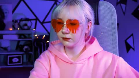 Snapshot of nancymartinez chatting on 02-27-25, 05:34 nancymartinez online show from 02-27-25, 05:34