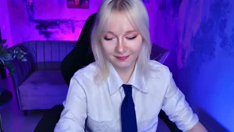 Snapshot of nancymartinez chatting on 02-28-25, 01:14 nancymartinez online show from 02-28-25, 01:14