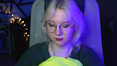 Snapshot of nancymartinez chatting on 03-06-25, 08:30 nancymartinez online show from 03-06-25, 08:30