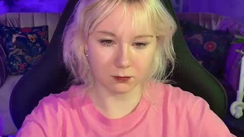 Snapshot of nancymartinez chatting on 03-08-25, 11:37 nancymartinez online show from 03-08-25, 11:37