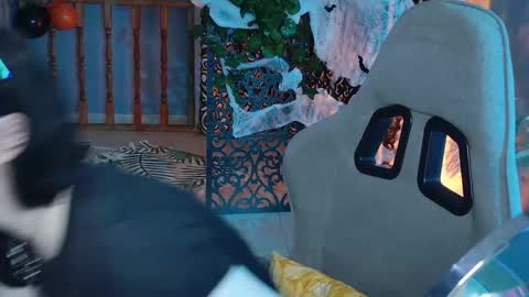 Snapshot of nancymartinez chatting on 10-27-25, 05:11 nancymartinez online show from 10-27-25, 05:11