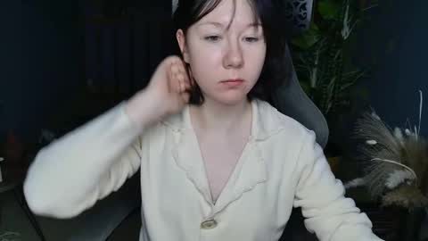 Snapshot of nancymartinez chatting on 11-18-25, 05:01 nancymartinez online show from 11-18-25, 05:01