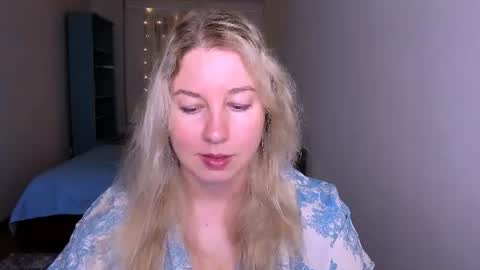 Snapshot of nancysanders chatting on 06-28-26, 06:25 Nancy online show from 06-28-26, 06:25