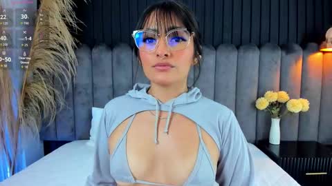 Snapshot of nanda_vixen_ chatting on 02-11-26, 08:58 Nanda online show from 02-11-26, 08:58