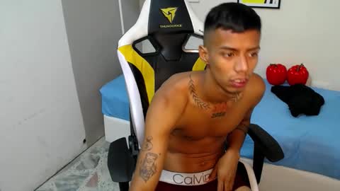 nando_col online show from 10-19-25, 12:06