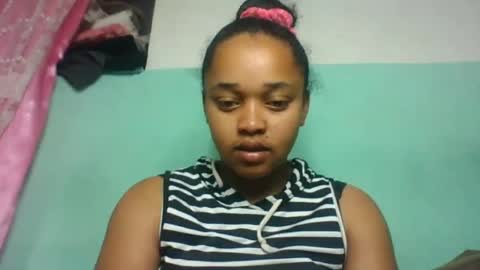 Snapshot of nandrianina416143 chatting on 07-17-26, 05:25 nandrianina416143 online show from 07-17-26, 05:25