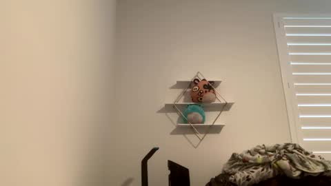 Snapshot of naninanikwn chatting on 12-18-24, 11:51 nani kwn online show from 12-18-24, 11:51