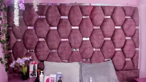 nanis james15 online show from 02-25-26, 02:43