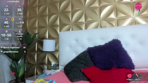 Nanitagril online show from 02-01-25, 07:36