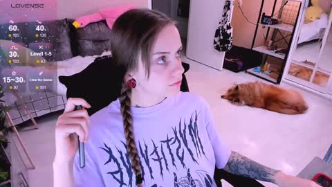 Monday-Friday 12-4 AM and 6-9 AM New York time online show from 01-06-25, 11:18