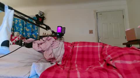 Snapshot of nannabaldur chatting on 12-24-24, 09:22 Nanna Baldur online show from 12-24-24, 09:22