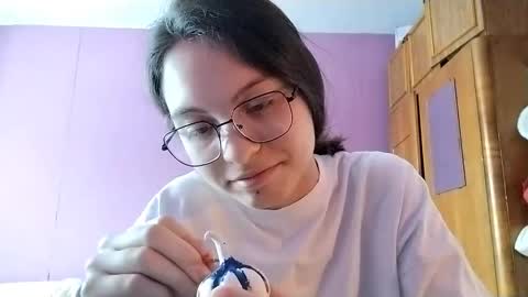 Snapshot of nannetteloza chatting on 01-12-26, 06:18 Margo online show from 01-12-26, 06:18